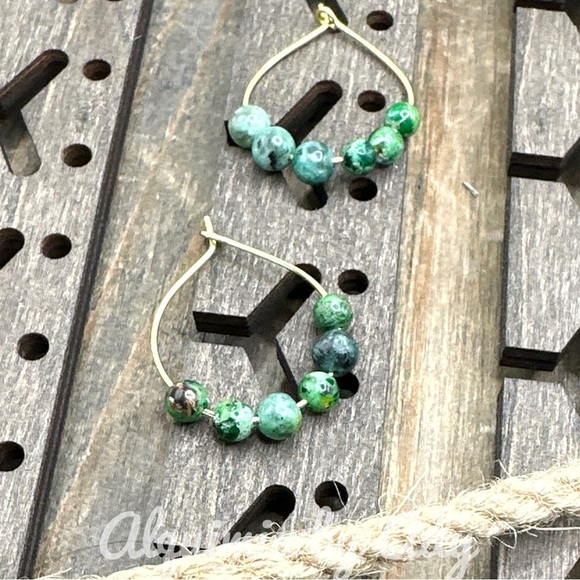 Green turquoise hoops spheres  gold dangle earrings - Picture 1 of 1